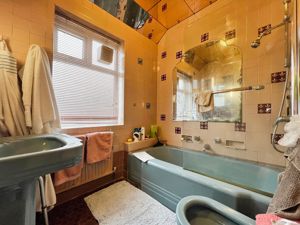 Bathroom- click for photo gallery